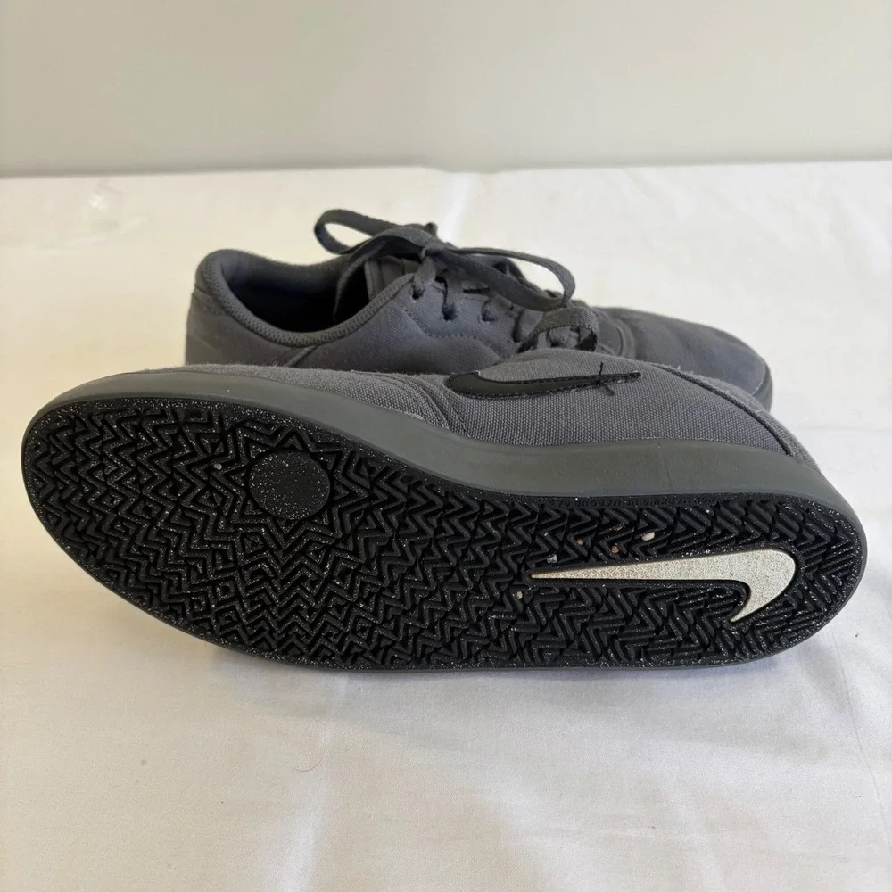 Nike SB Check Solarsoft Canvas Dark Grey‎ Skate Shoes Kids/Mens 6.5 Women's 8